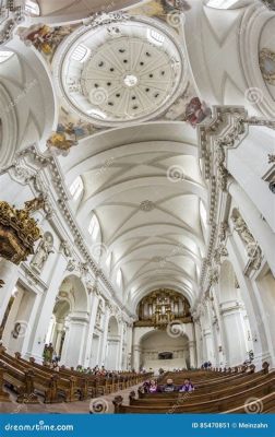  O Evangelho de Fulda: Um Testemunho Vibrante da Fé e da Habilidade Artista!